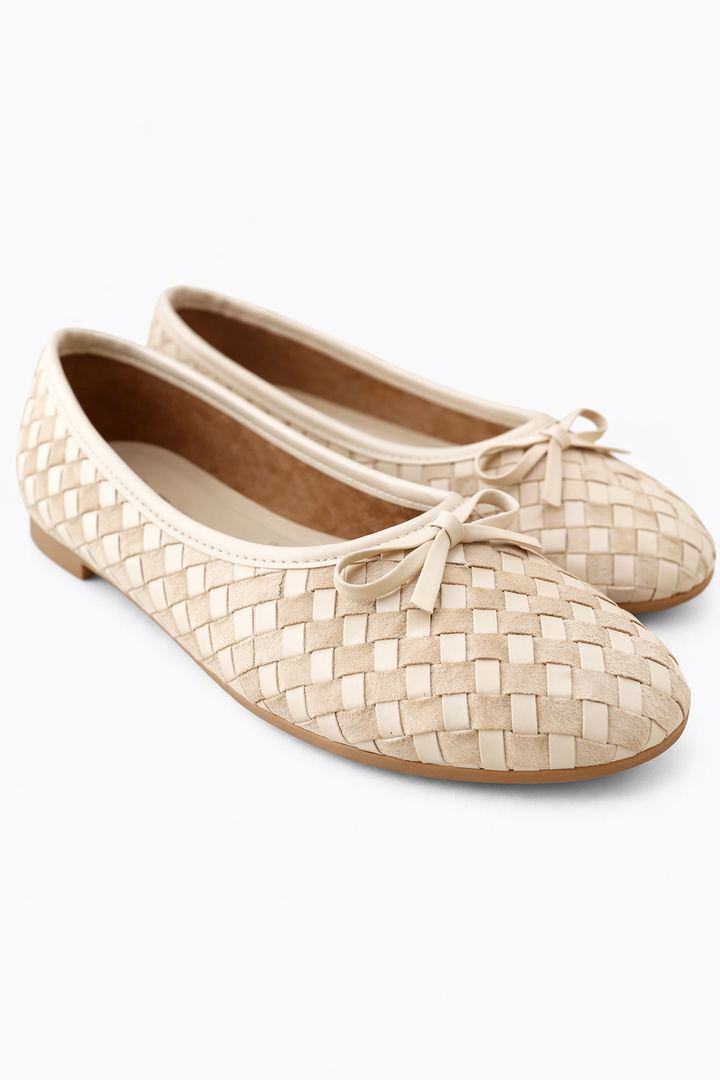 Kadın Bej Süet ve Suni Deri Mix Dokulu Örgü Desenli Fiyonklu Babet