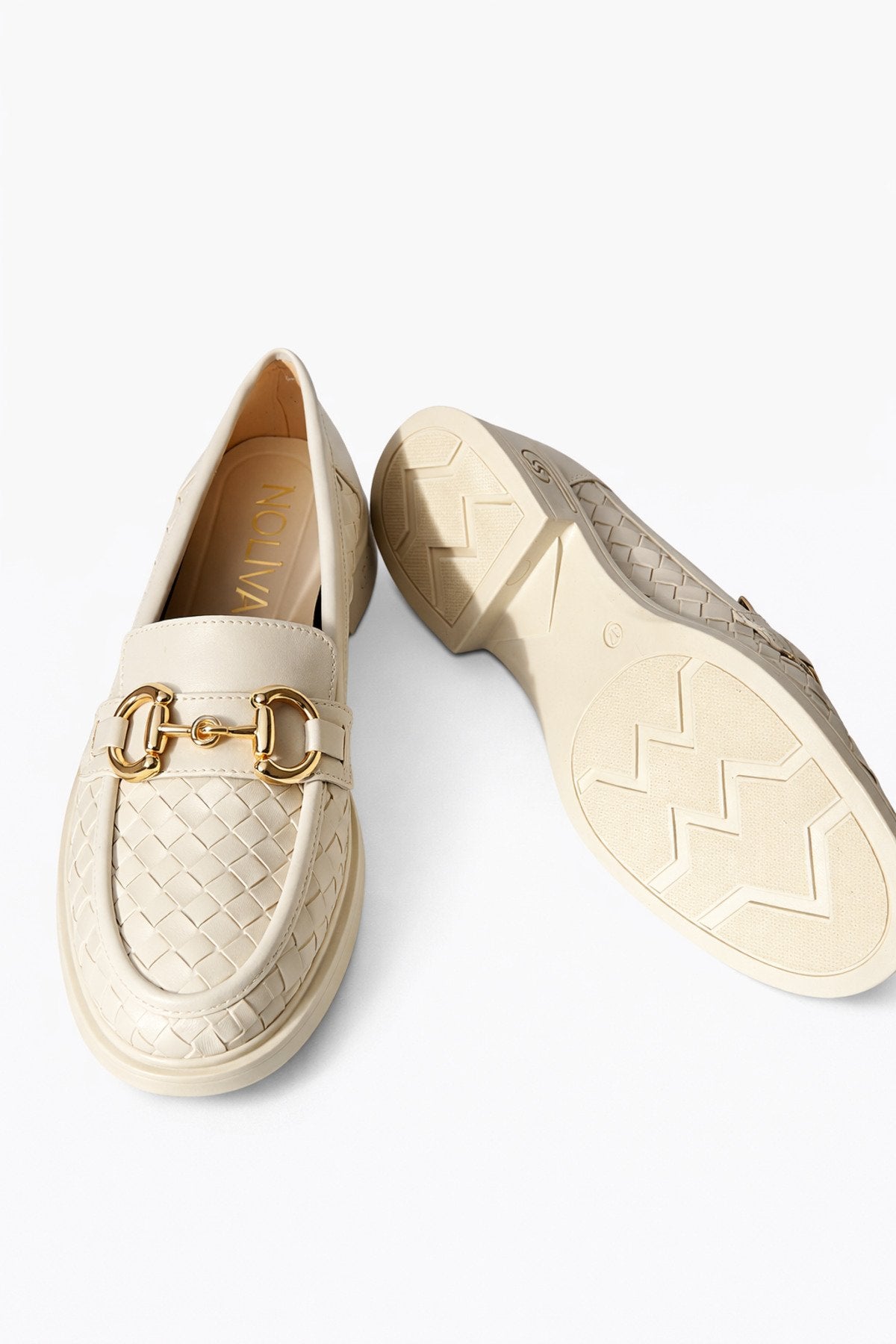 Kadın Örgü Desenli Gold Zincir Tokalı Kalın Tabanlı Loafer Ayakkabı