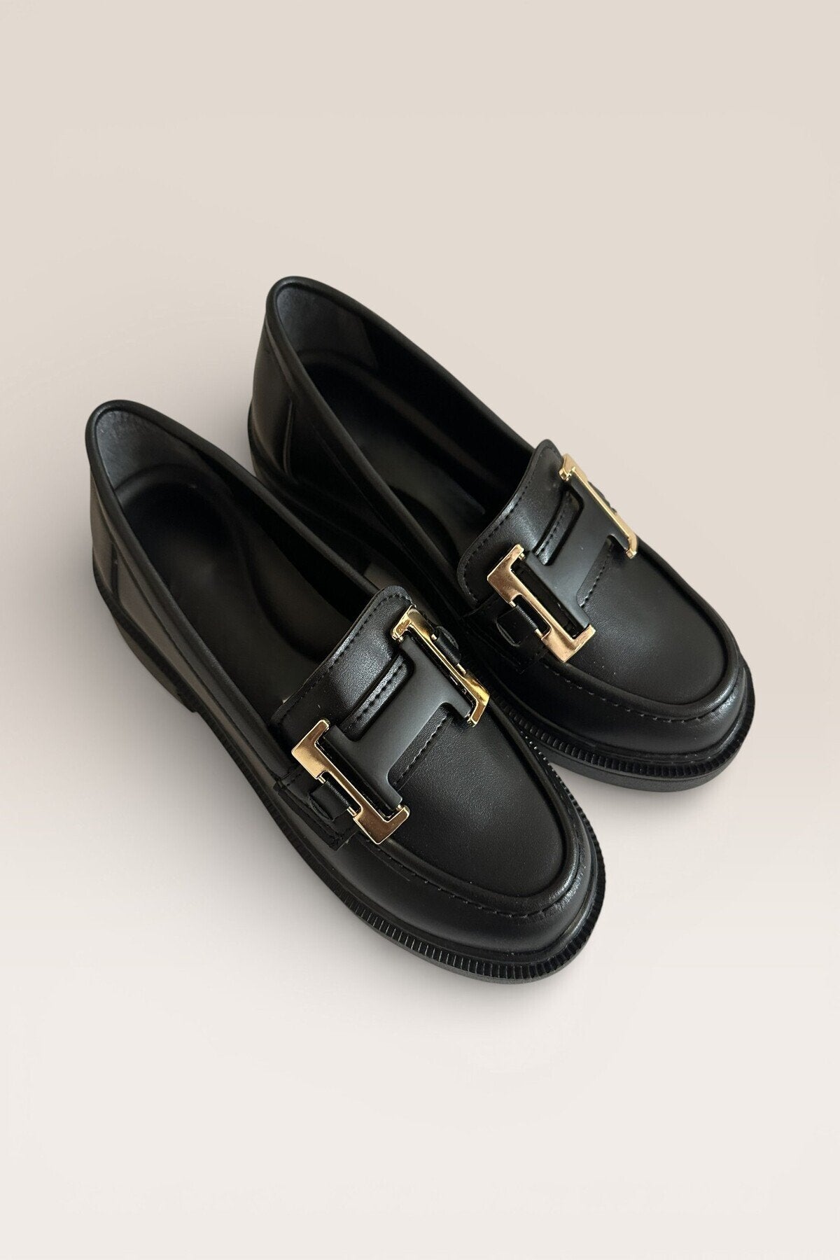 Kadın Siyah Cilt Tokalı Loafer Günlük Makosen Ofis Ayakkabısı